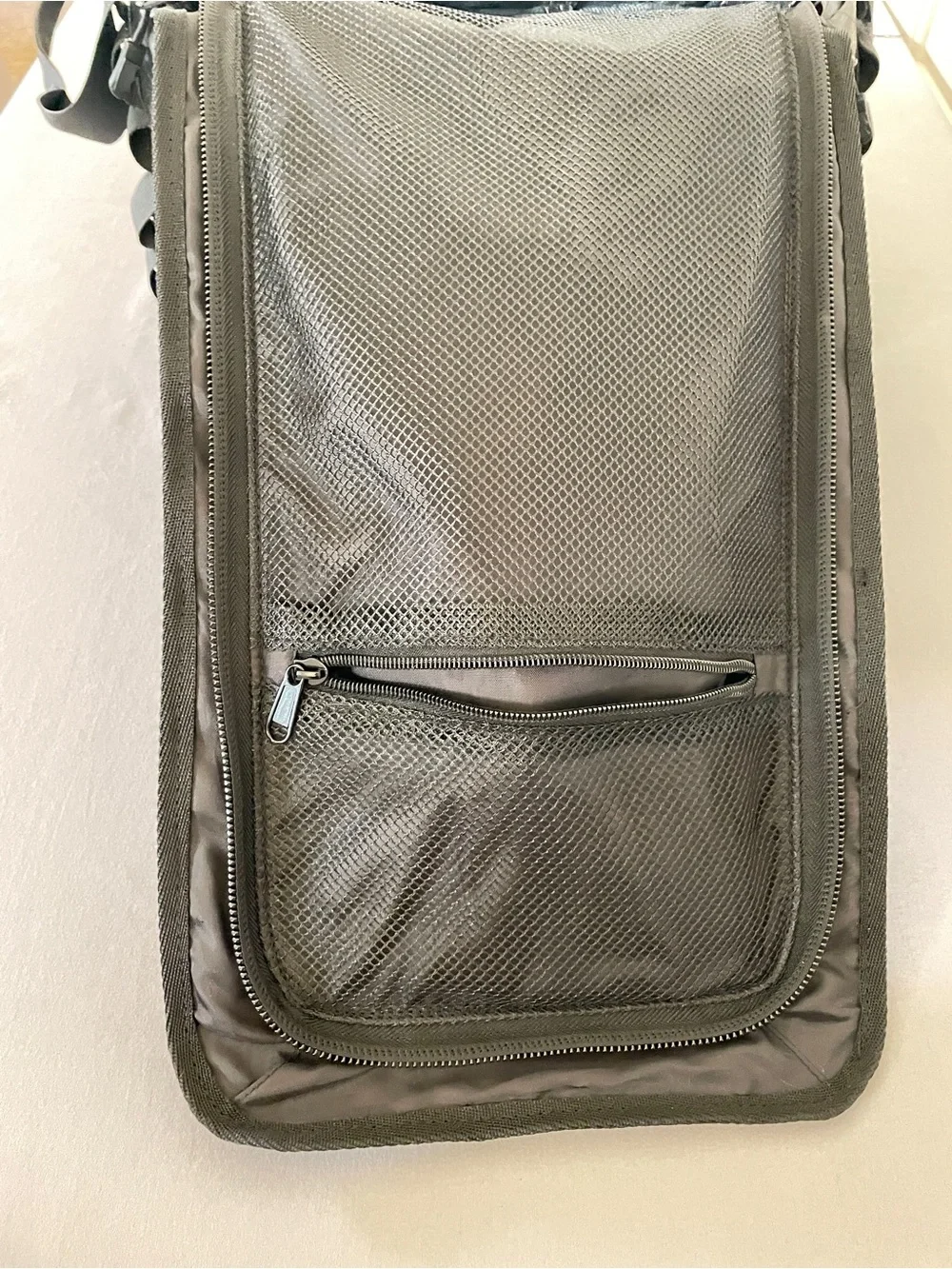 NWT Levi's Weekender Large Duffel Bag, Backpack, Travel Carry On, Black Ripstop